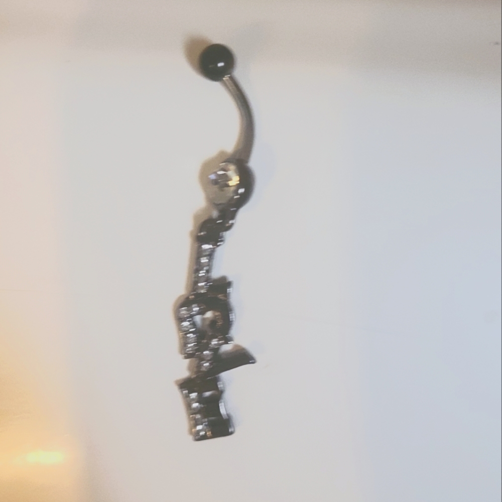 Body Candy "Love" bellybutton ring 14 guage